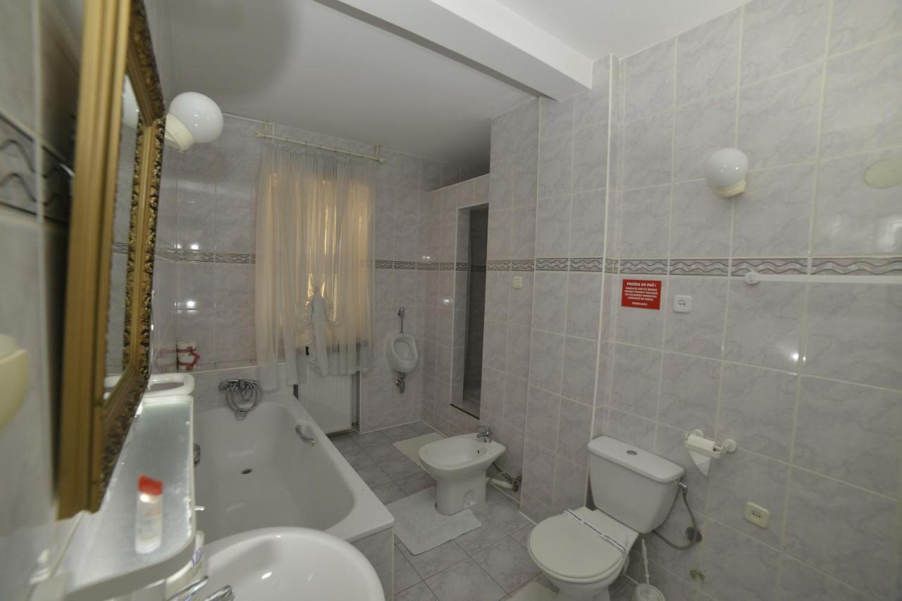 Piaseczno Willa Staropolska Exterior foto